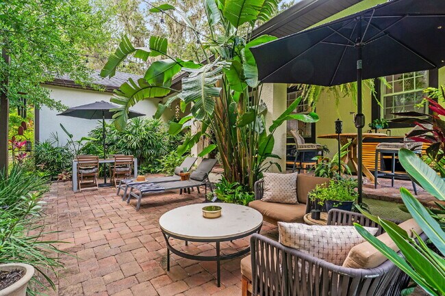 Building Photo - Charming 3-Bed with 2 Baths Oasis in St. C...