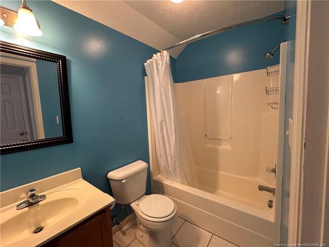Building Photo - 1404 War Admiral Ct