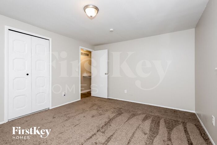Building Photo - 3545 Malabar St