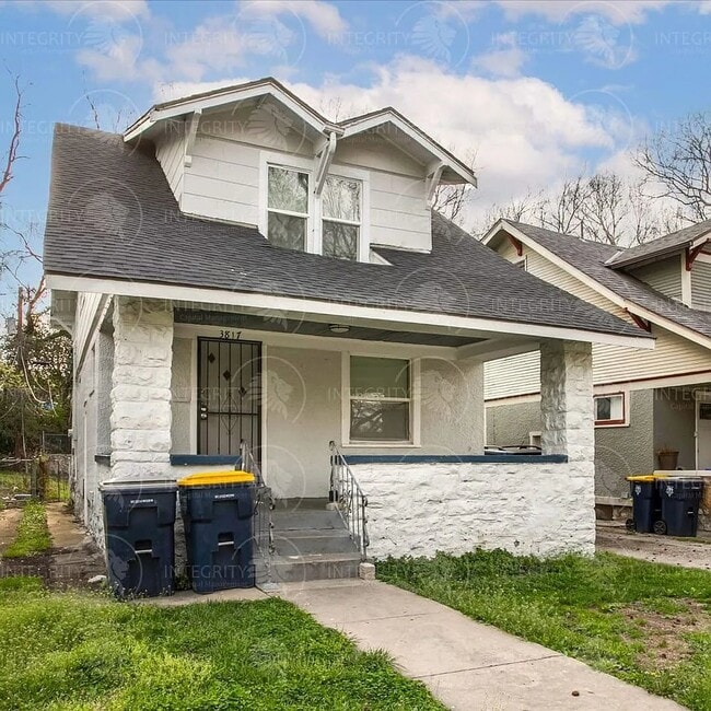 Building Photo - 3817 S Benton Ave