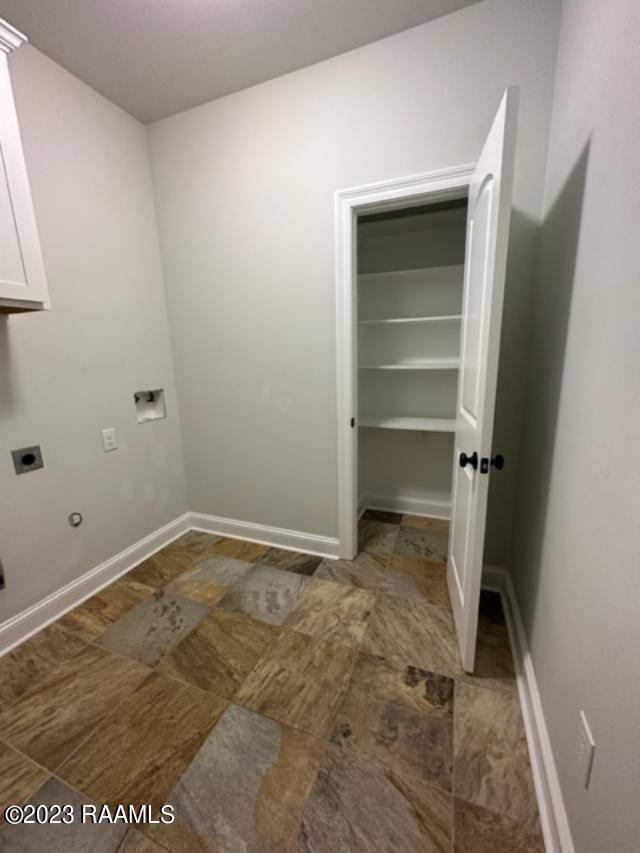 Building Photo - 300 Sparrowhawk St