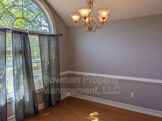 Building Photo - 503 Southern Ct