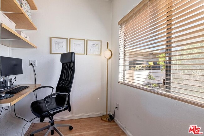 Building Photo - 5805 Whitsett Ave