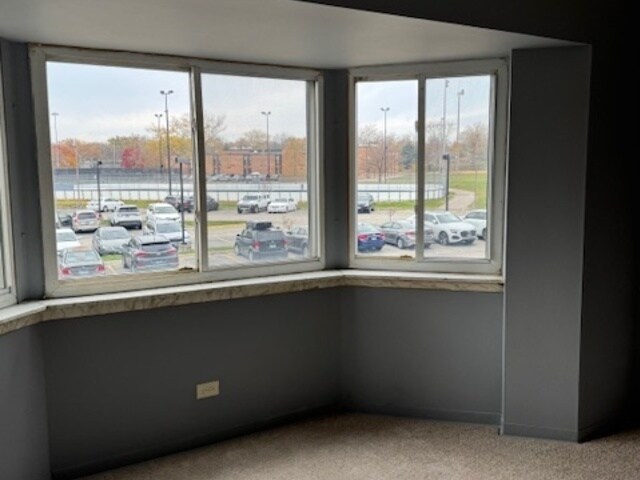 Building Photo - 220 S Roselle Rd