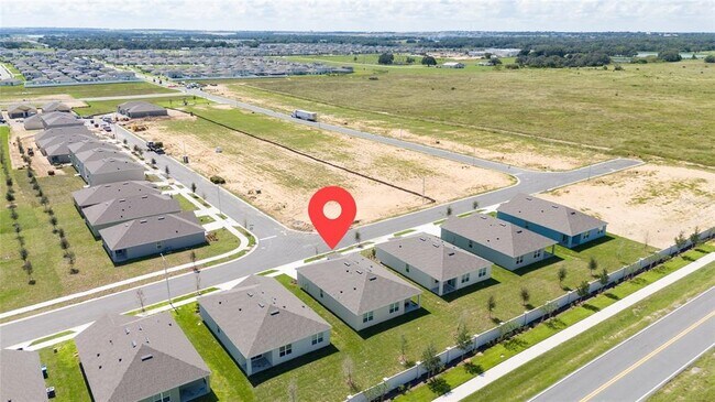 Building Photo - 804 Silver Palm Dr