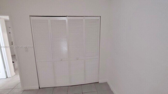 Building Photo - 1111 NW 19th Ave