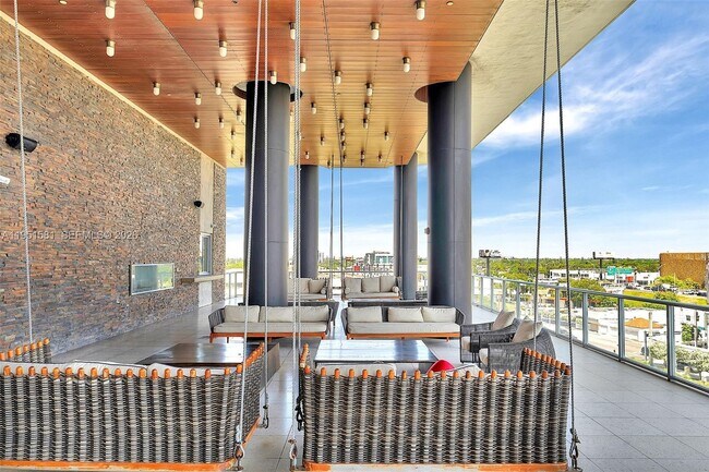 Building Photo - 3470 E Coast Ave