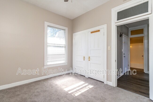 Building Photo - 602 Caswell Ave