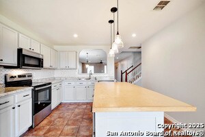 Building Photo - 8975 Scarlet Creek