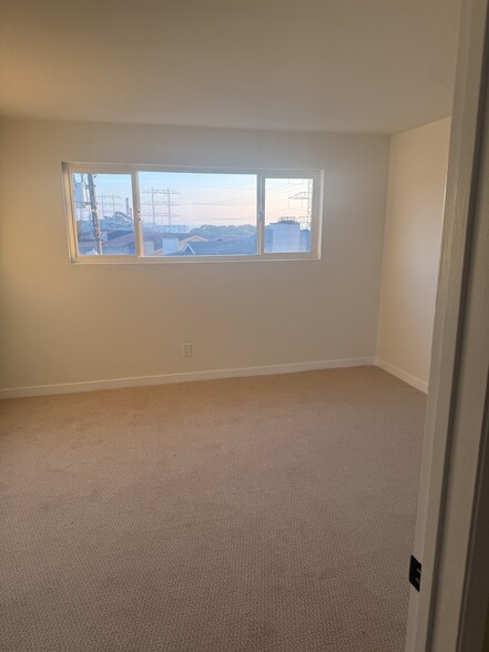 Building Photo - 770 W Imperial Ave