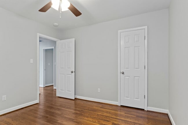 Building Photo - Williamsburg VA 3BR Rental – Updated Home with Granite Kitchen, Bonus Room & Fenced Backyard