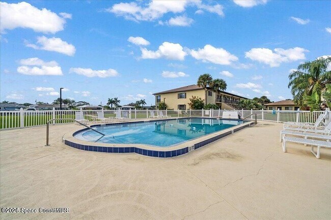 Building Photo - 325 S Banana River Blvd