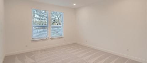 Building Photo - 121 Slenderleaf Dr