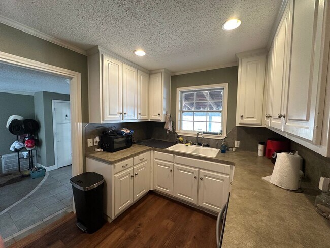 Building Photo - TECH TERRACE PRE-LEASE!!