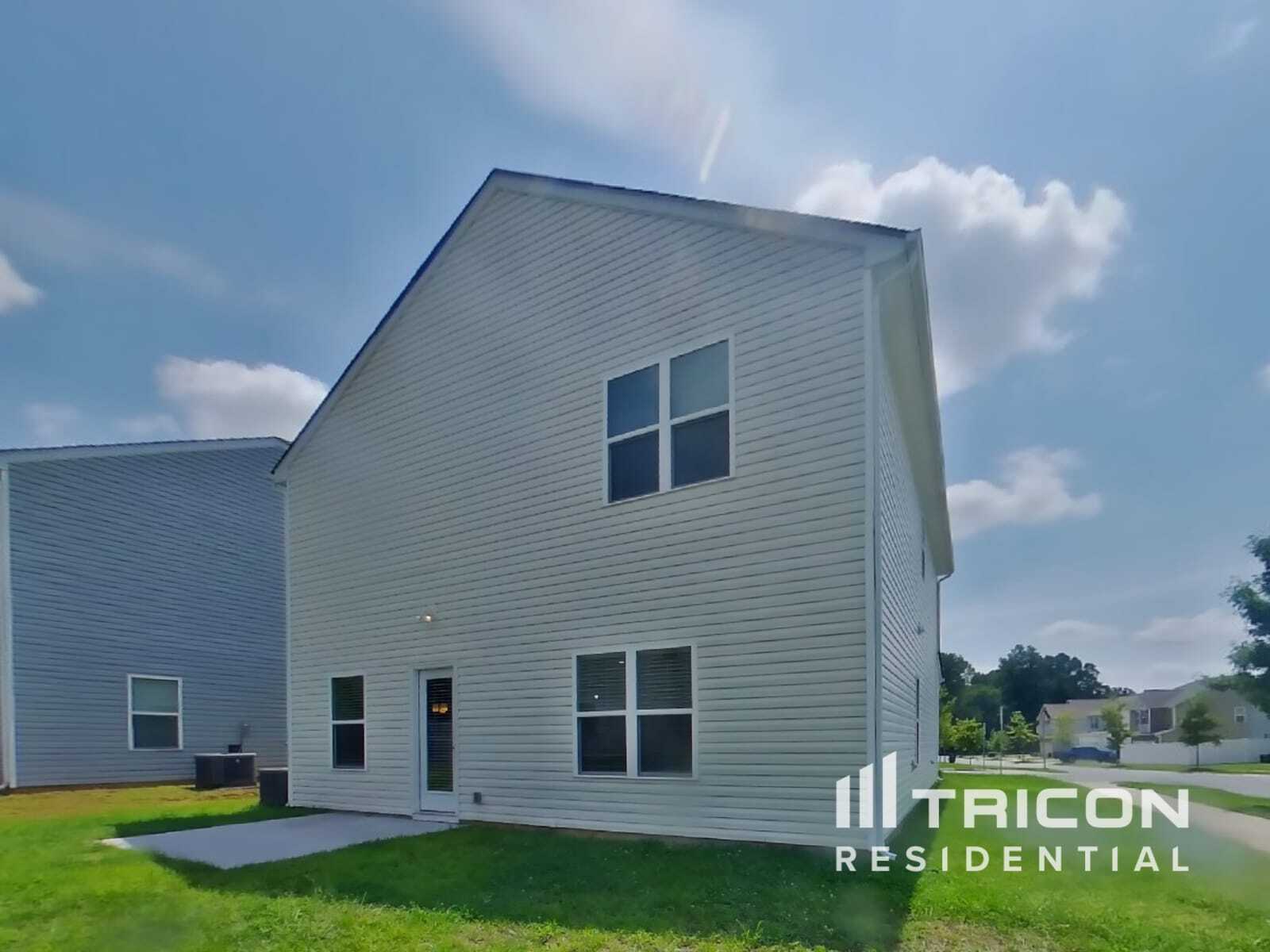 Building Photo - 1008 Ainsley Creek Dr