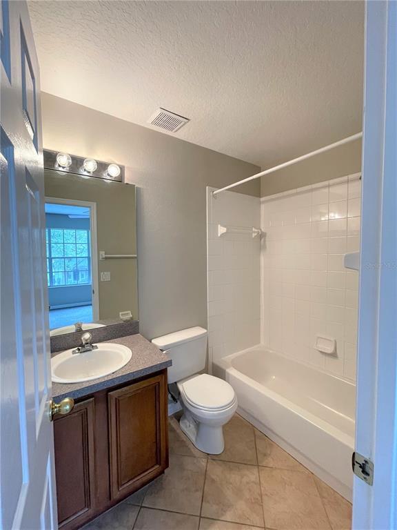 Building Photo - 4455 Riverton Dr