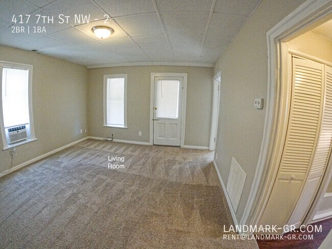 Building Photo - 417 7th St NW