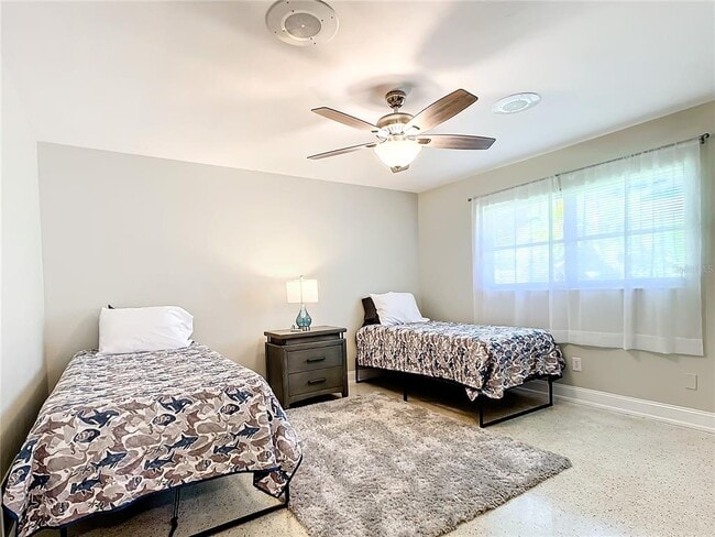 Building Photo - 2250 Watrous Dr
