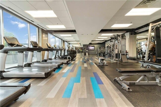 Building Photo - 400 W Peachtree St NW