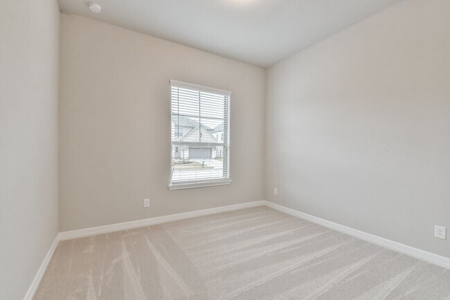 Building Photo - 27124 Regal Scott Dr