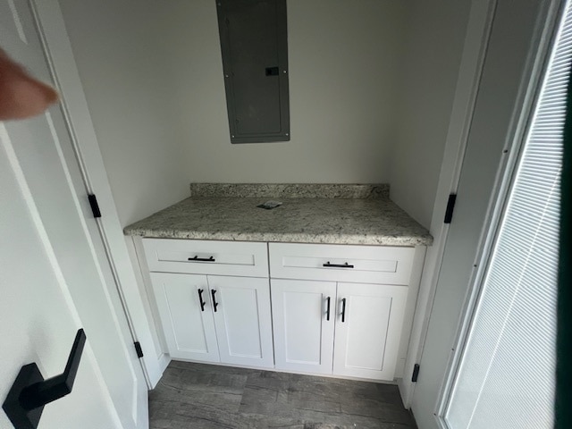 Building Photo - 585 Panich St