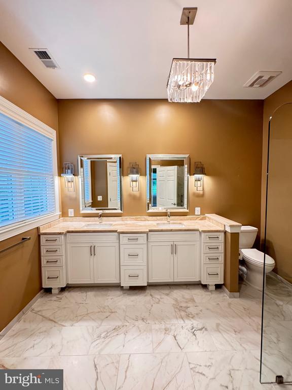 Building Photo - 5117 Faldo Dr
