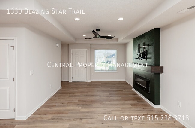 Building Photo - 1330 Blazing Star Dr