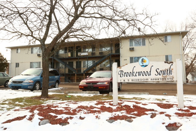 Building Photo - Brookewood South Apartments