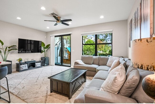 Building Photo - 10103 Akenside Dr