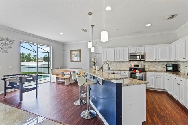 Building Photo - 131 Willow View Dr
