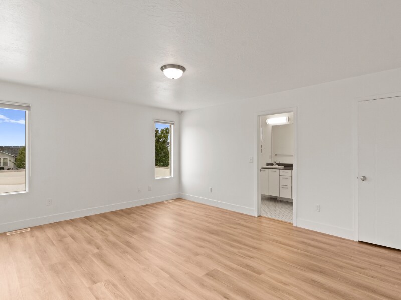 Building Photo - 4822 S Jordan Pkwy W