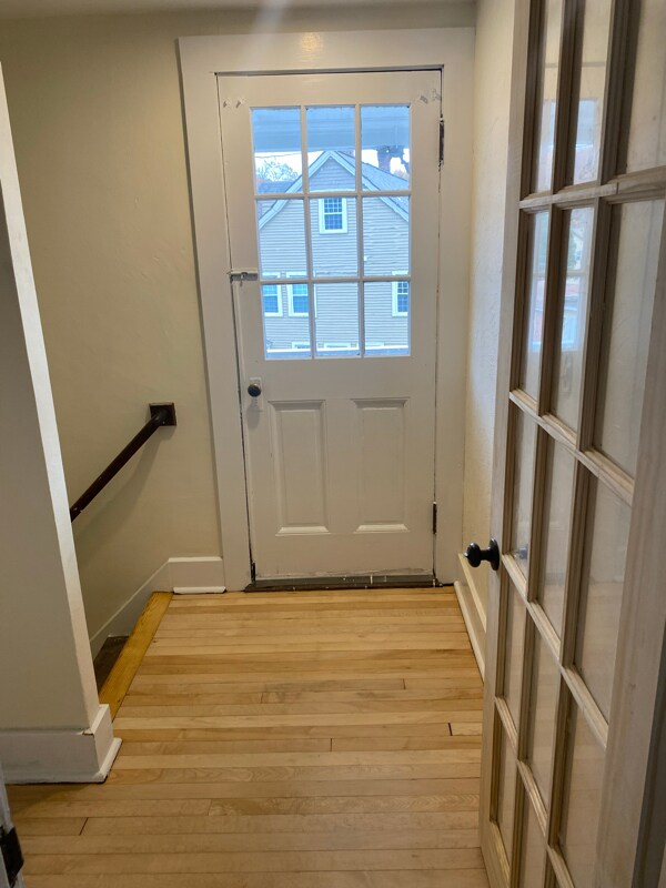 Building Photo - 404 Church St