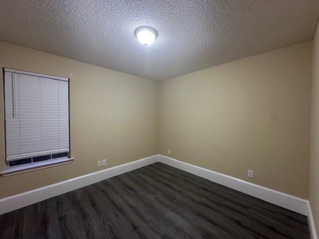 Building Photo - 2166 Spring Grove E