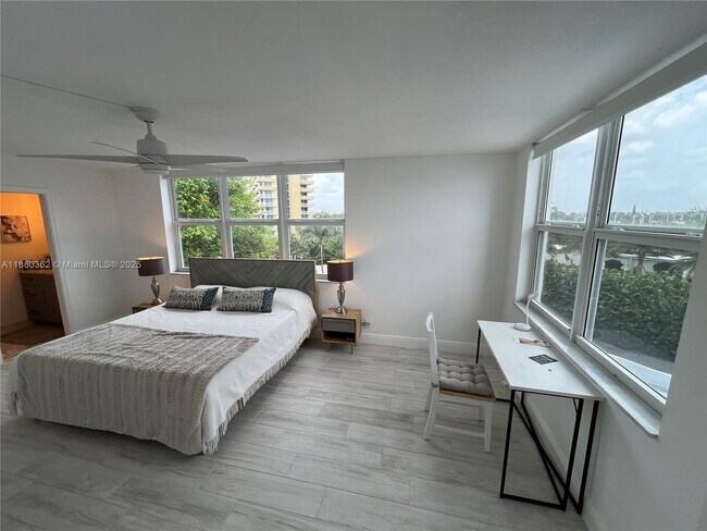 Building Photo - 1340 S Ocean Blvd