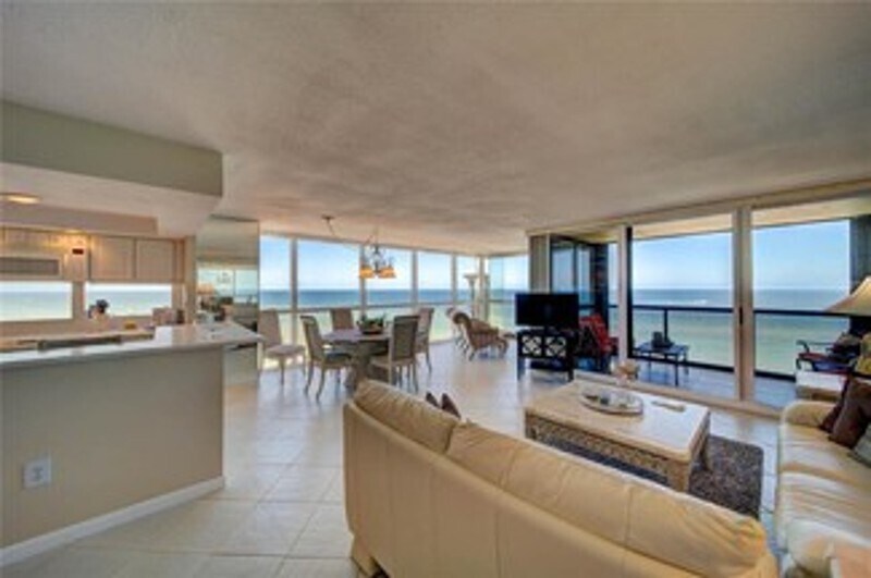 Building Photo - 10410 S Ocean Dr