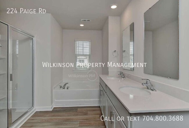 Building Photo - 224 Paige Rd