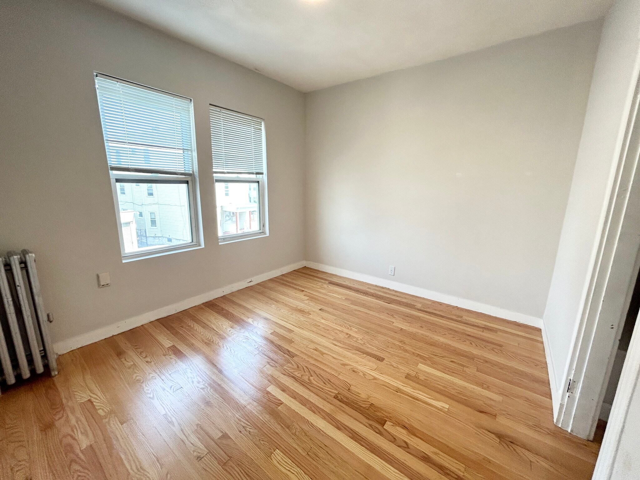 Building Photo - 19 Eastman St