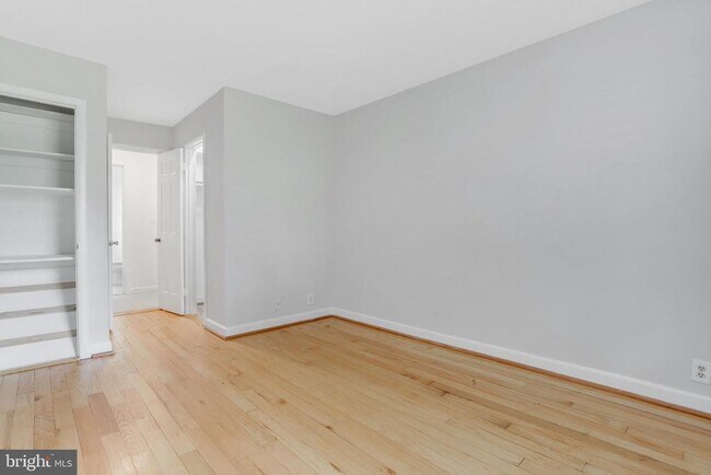 Building Photo - 3369 S Stafford St