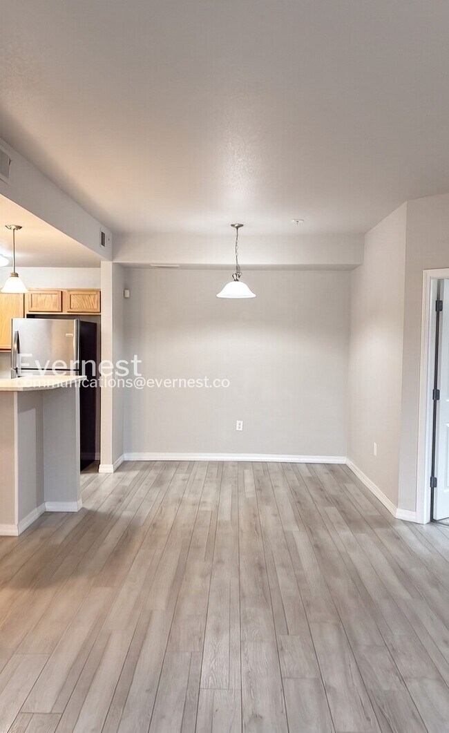 Building Photo - 3 Bed & 2 Bath Condo in Fort Collins / Coming Soon!