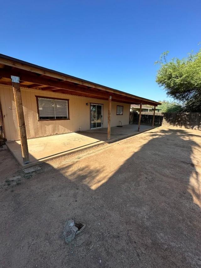 Building Photo - 3 bedroom in GLENDALE AZ 85303