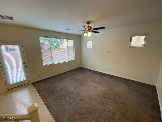 Building Photo - 10436 Yew Blossom Ave