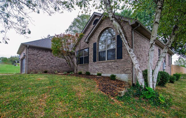Building Photo - 426 Ridgecrest Rd