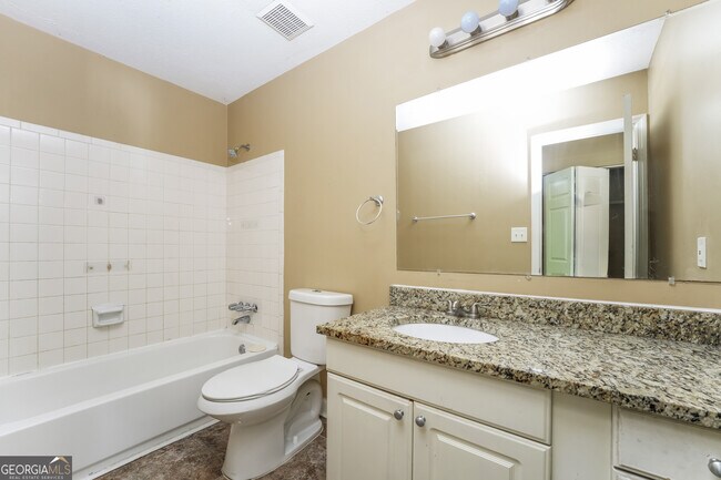 Building Photo - 2464 Landington Way NW