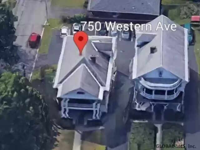 Building Photo - 750 Western Ave