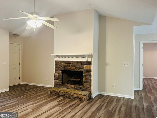 Building Photo - 108 Philmont Ct