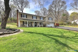 Building Photo - 31 Shawnee Rd