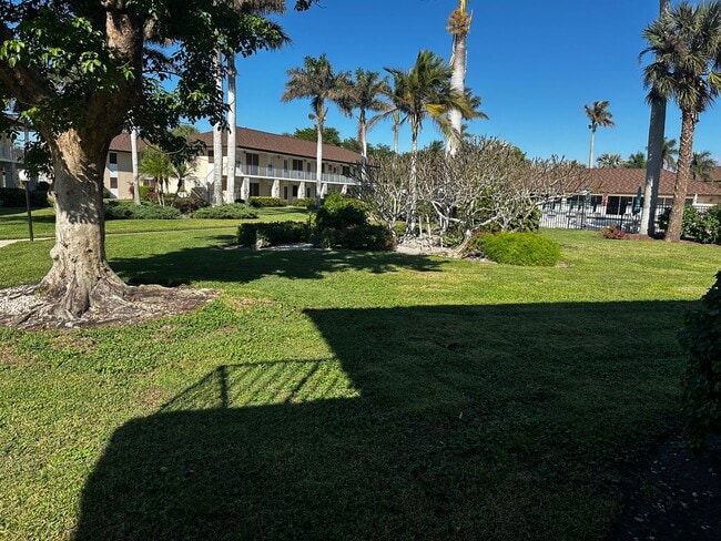 Building Photo - 167 N Collier Blvd