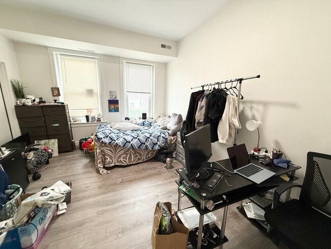 Building Photo - 301-305-305 Dudley St