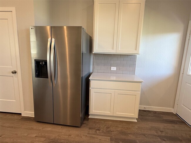 Building Photo - 12510 Costal Bnd Wy