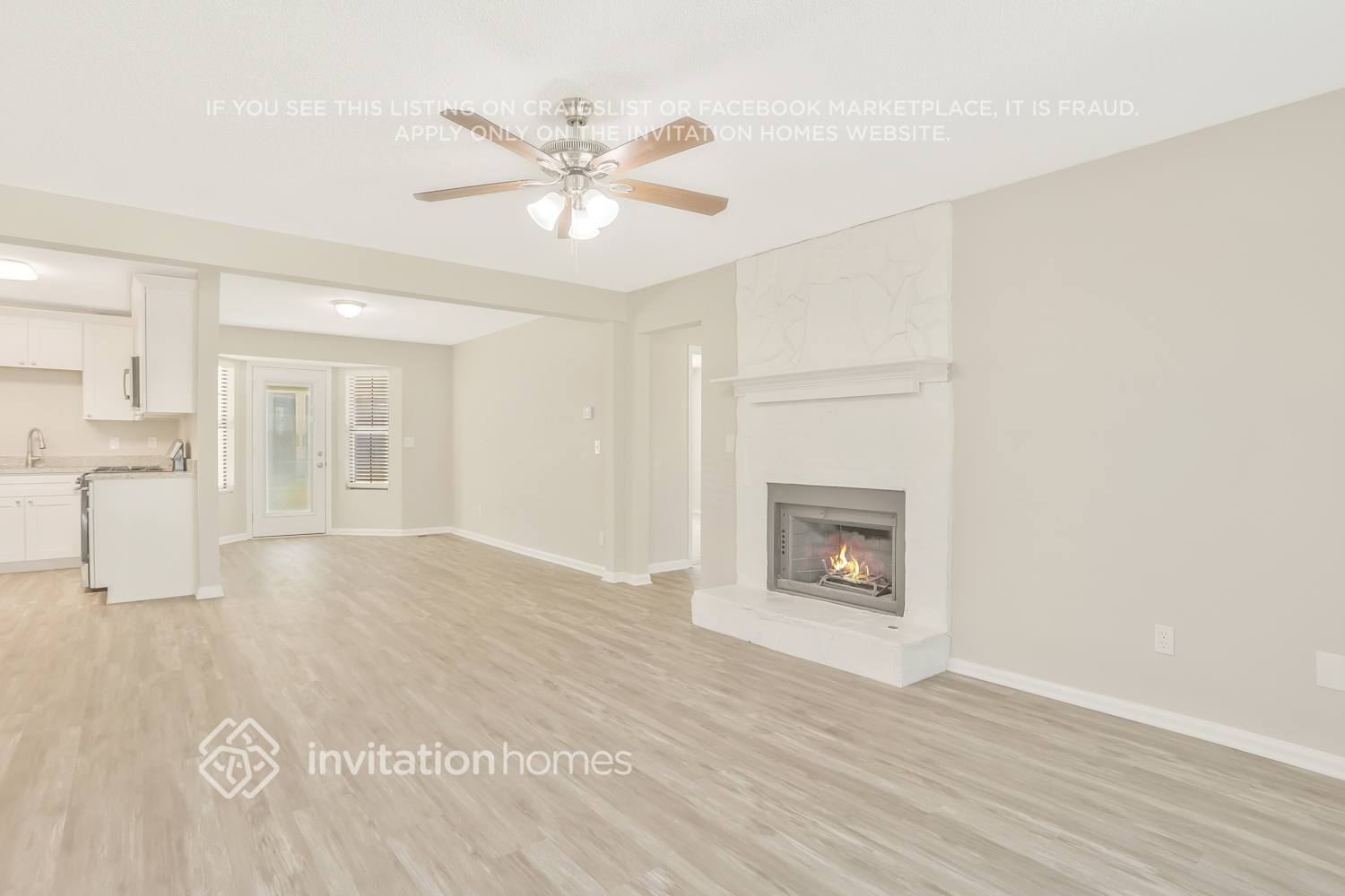 Building Photo - 2694 Candler Dr